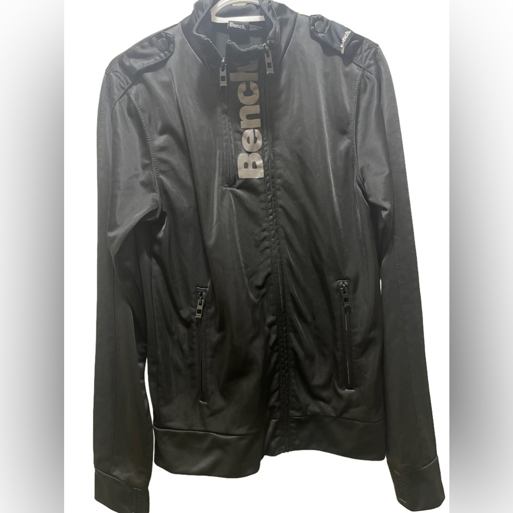 Bench. Black Jacket   Women's Shirt Jacket with Side Pockets Size Medium